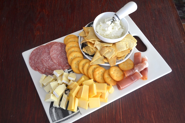 Saturday Simple Celebrations: Cheese Tray