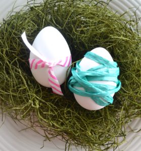 Five ways to decorate Easter Eggs without dye, tissue paper eggs, glitter eggs, washi tape eggs