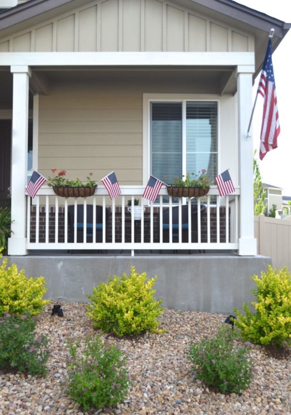 4th of July Front Porch Decor Inspiration - The Daily Hostess