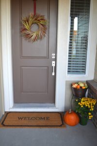 Fall front porch decorating ideas, fall front porch decor, how to decorate for fall on your porch