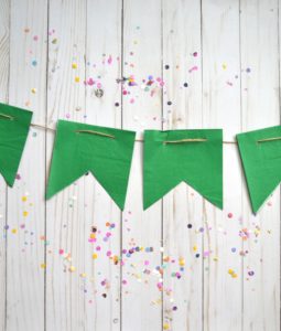 how to make a diy party banner, easy party banner, party banner with cocktail napkins