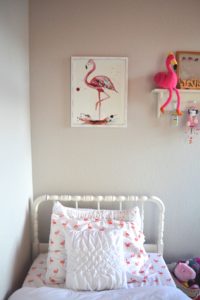 flamingo themed bedroom, big girl room ideas, flamingos, flamingo decorations, girls bedroom