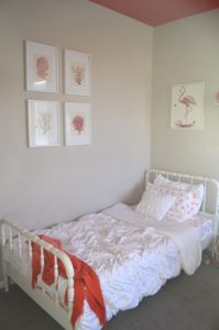 flamingo themed bedroom, big girl room ideas, flamingos, flamingo decorations, girls bedroom