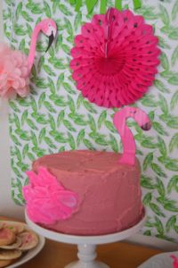 flamingo birthday ideas, flamingo cake, flamingo birthday activities, tropical flamingo party
