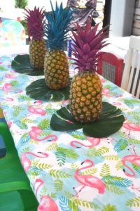 flamingo birthday ideas, flamingo cake, flamingo birthday activities, tropical flamingo party