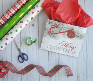 how to wrap Christmas gifts, Christmas gift wrapping, Christmas wrapping paper, what you need to wrap gifts