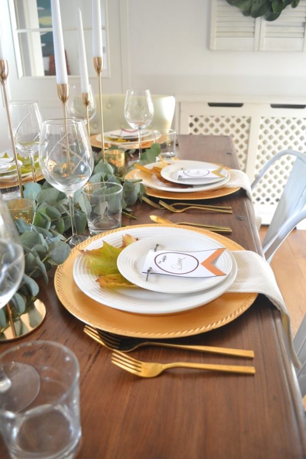 Tablescape Tuesday: Rustic Gold Thanksgiving - The Daily Hostess